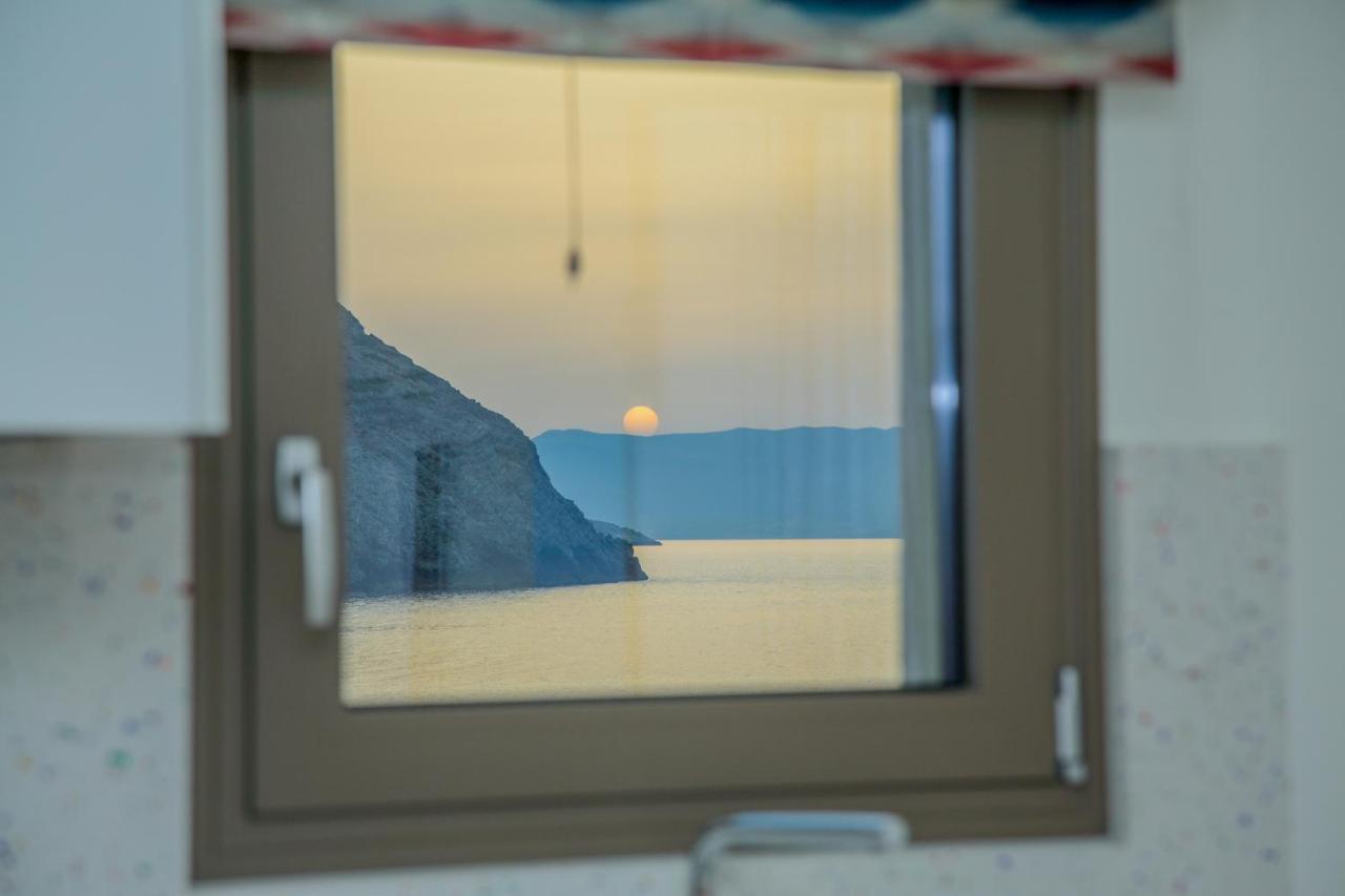 Almyra Seaside House มอโคลส ภายนอก รูปภาพ